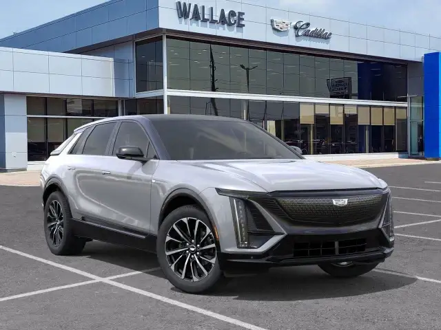 2025 Cadillac LYRIQ Sport in Cars & Trucks in Oakville / Halton Region - Image 12