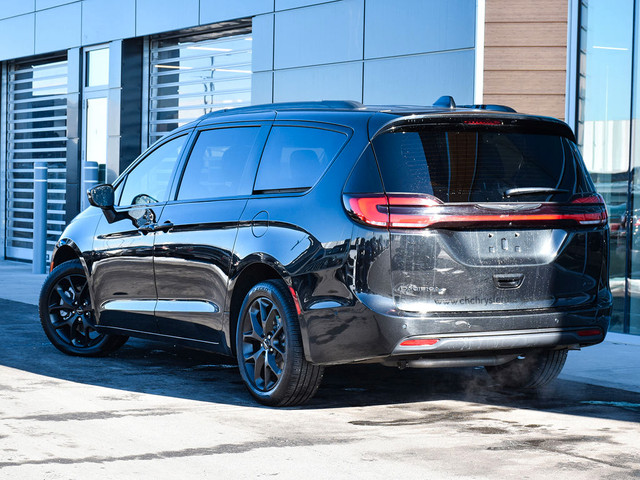  2023 Chrysler Pacifica Touring-L | Demo | Safety Sphere | Camer in Cars & Trucks in Calgary - Image 4
