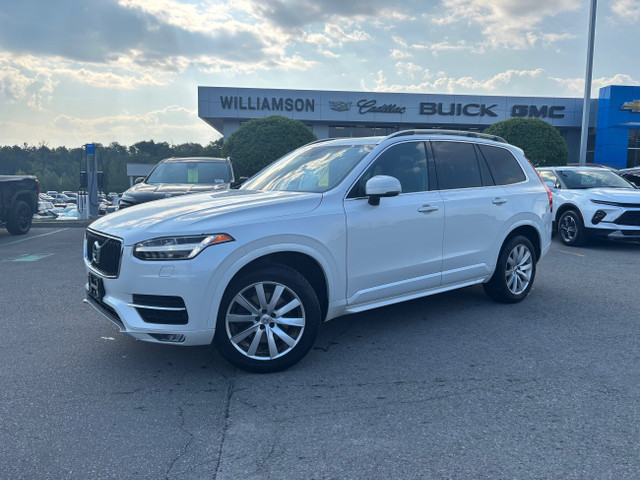 2016 Volvo XC90 T6 Momentum in Cars & Trucks in Kawartha Lakes