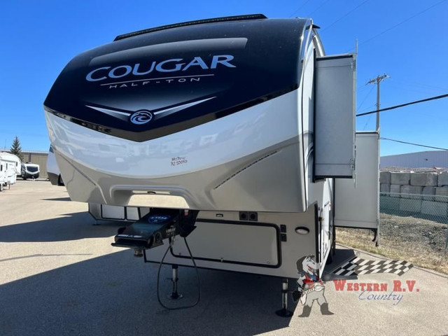 2021 Keystone RV Cougar Half-Ton 24RDS in Travel Trailers & Campers in Calgary