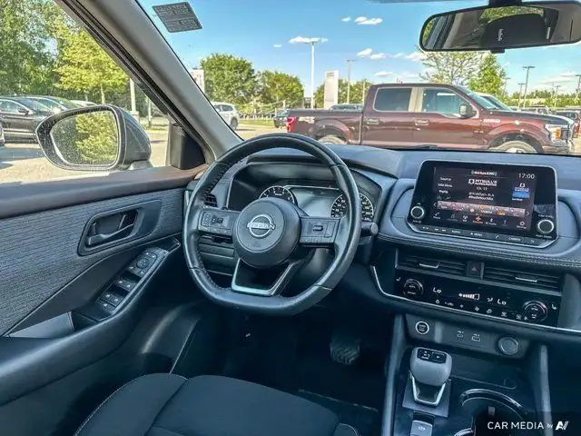 2023 Nissan Rogue dans Autos et camions dans Ottawa - Image 12