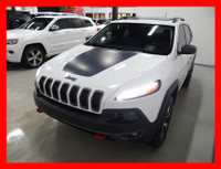 2015 JEEP CHEROKEE TRAILHAWK 4X4 CARFAX VERIFIED, REBUILT TITLE 209,500KM AUTOMATIC TRANSMISSION WHI... (image 2)