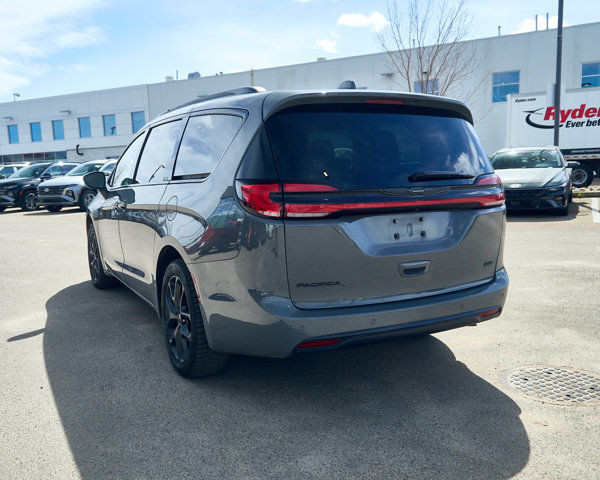 2021 Chrysler Pacifica Touring | Awd | Sunroof | Adaptive in Cars & Trucks in Edmonton - Image 3