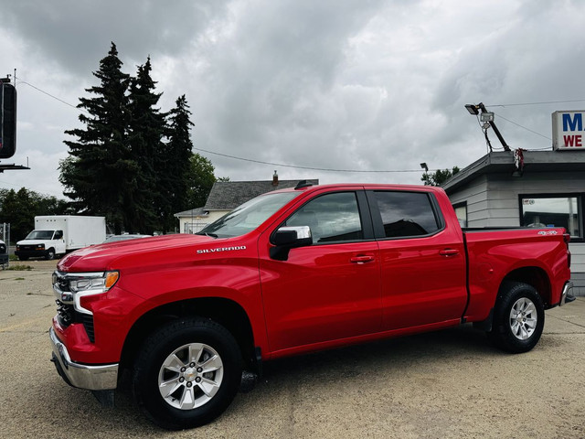2025 Chevrolet Silverado 1500 LT W/1L in Cars & Trucks in Edmonton - Image 3
