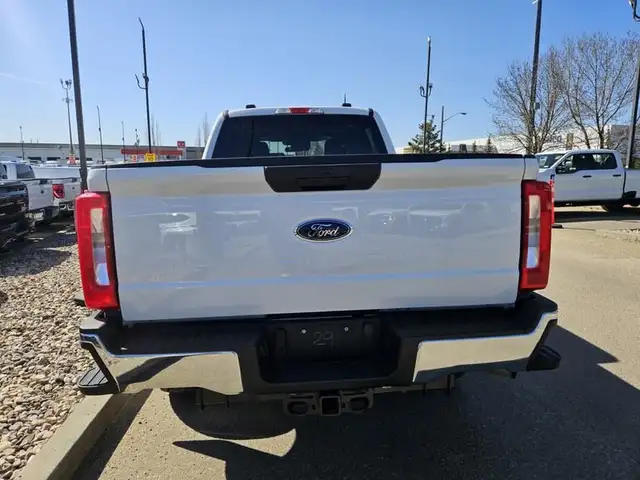 2023 Ford Super Duty F-250 SRW XLT in Cars & Trucks in St. Albert - Image 5