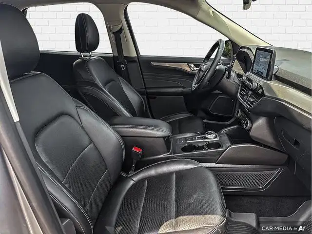 2022 Ford Escape Titanium Hybrid | Heated Seats | Remote Start in Cars & Trucks in Windsor Region - Image 27