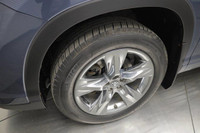 NAVIGATION SYSTEM, PANORAMIC ROOF, ADAPTIVE CRUISE CONTROL, LANE DEPARTURE WARNING, AERIAL VIEW DISP... (image 6)