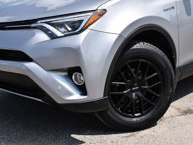 2017 Toyota RAV4 Hybrid Limited AWD ~Nav ~Cam ~Leather ~Sunroof  in Cars & Trucks in Barrie - Image 2