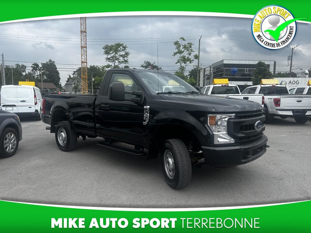 Ford Super Duty F-350 SRW XL cabine simple 4RM caisse de 8 pi 20 in Cars & Trucks in Laval / North Shore - Image 3