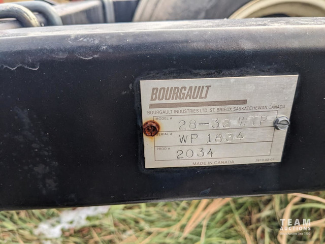 Bourgault 30 Ft Packer Bar 4000 in Farming Equipment in Grande Prairie - Image 4