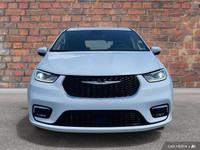 Check out this 2023 Chrysler Pacifica Touring L before someone takes it home! *This Chrysler Pacific... (image 7)
