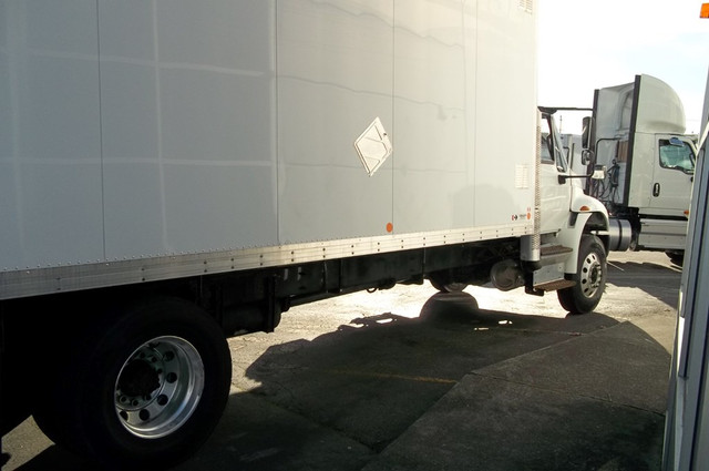 2018 International Durastar 4x2 in Heavy Trucks in Edmonton - Image 4