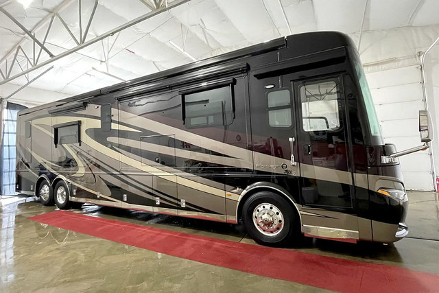 2018 Newmar Essex 4531 – Pre-Owned Class A Motorhome.  in RVs & Motorhomes in Red Deer - Image 3