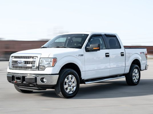 2014 Ford F-150 5.0L|XLT PKG|4x4| SUPER CREW |BACK UP|VERY CLEAN in Cars & Trucks in City of Toronto - Image 3
