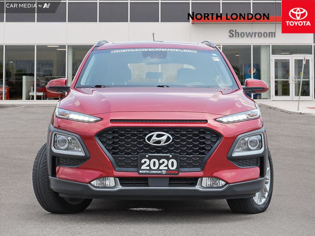 2020 Hyundai Kona 2.0L Luxury CLEAN CARFAX - ONE OWNER - GREA... in Cars & Trucks in London - Image 2