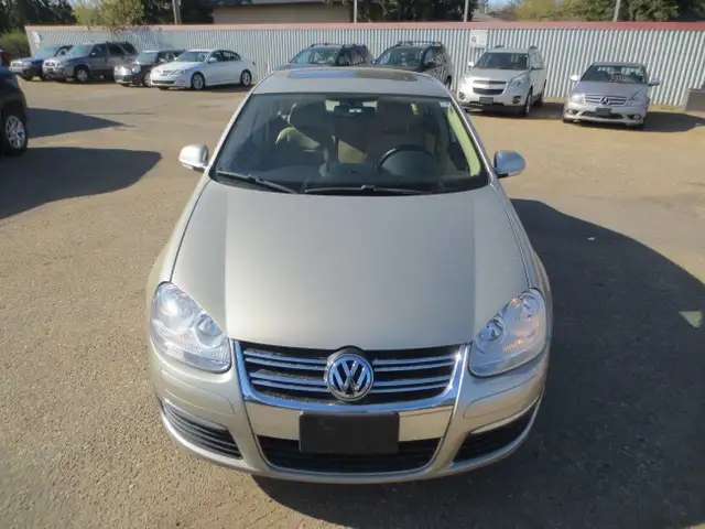 2008 Volkswagen Jetta Comfortline 2.5L w/ Htd Lthr/Sunroof in Cars & Trucks in Edmonton - Image 9