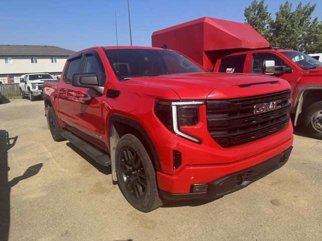 2022 GMC Sierra 1500 Elevation 4WD Crew Cab in Cars & Trucks in Grande Prairie - Image 2