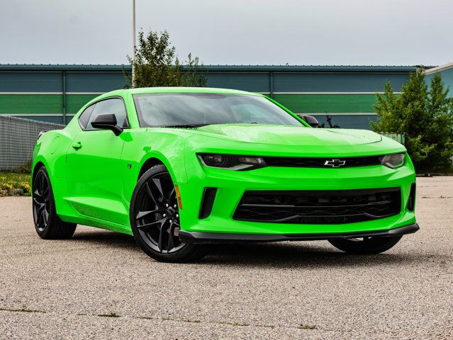 2017 Chevrolet Camaro 2LT Coupe 3.6L 1LE Performance Package in Cars & Trucks in Strathcona County - Image 2