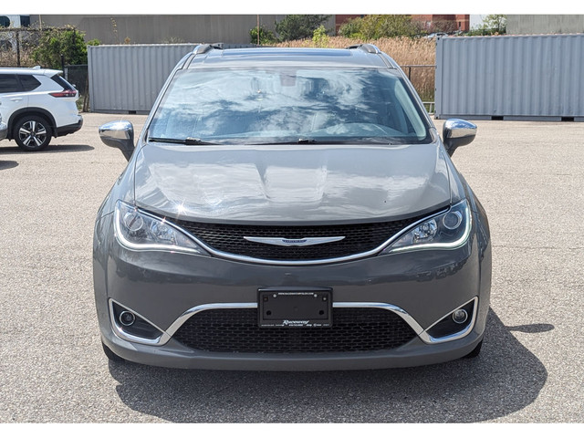 2020 Chrysler Pacifica Limited Leather | One Owner | Panoramic s in Cars & Trucks in City of Toronto - Image 3