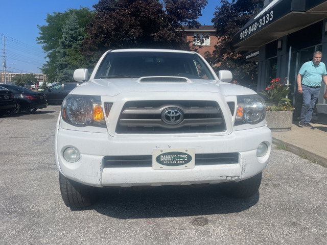 2009 Toyota Tacoma 4WD Double LB V6 AT (Natl) in Cars & Trucks in Mississauga / Peel Region - Image 2