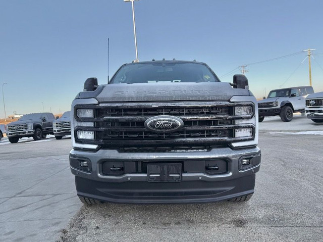 2024 Ford Super Duty F-350 SRW LARIAT 4WD CREW CAB 160 WB in Cars & Trucks in Edmonton - Image 2