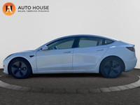 2018 TESLA MODEL 3 LONG RANGE AWD WITH 118000KMS. NAVIGATION, BACK UP CAMERA, PANORAMIC ROOF, BLUETO... (image 1)