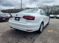 CLEAN CARFAX REPORT No Accidents 2017 VOLKSWAGEN JETTA 1.4T S MANUAL featuring: Back up Camera, Crui... (image 7)