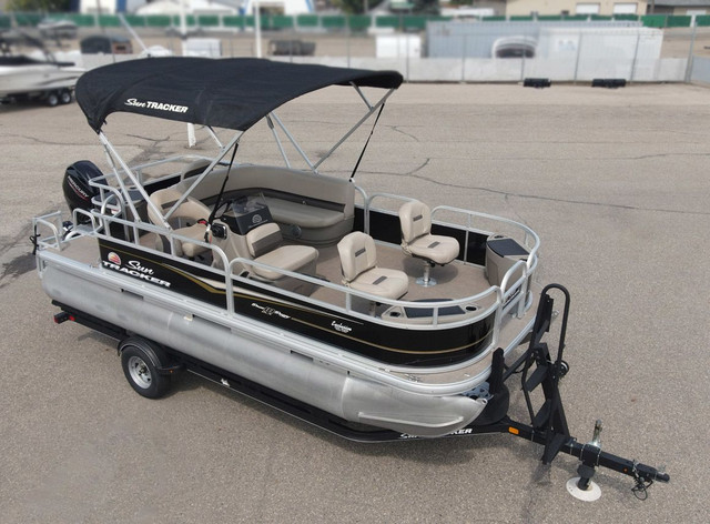 2020 SUNTRACKER Bass Buggy 18 DLX  Mercury 40 4Stroke Command Th in Powerboats & Motorboats in Vernon