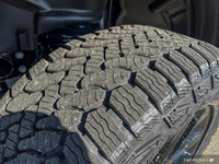 This Jeep Gladiator delivers a Regular Unleaded V-6 3.6 L/220 engine powering this Automatic transmi... (image 9)