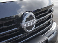 This Nissan Kicks has a strong Regular Unleaded I-4 2.0 L/122 engine powering this Variable transmis... (image 8)