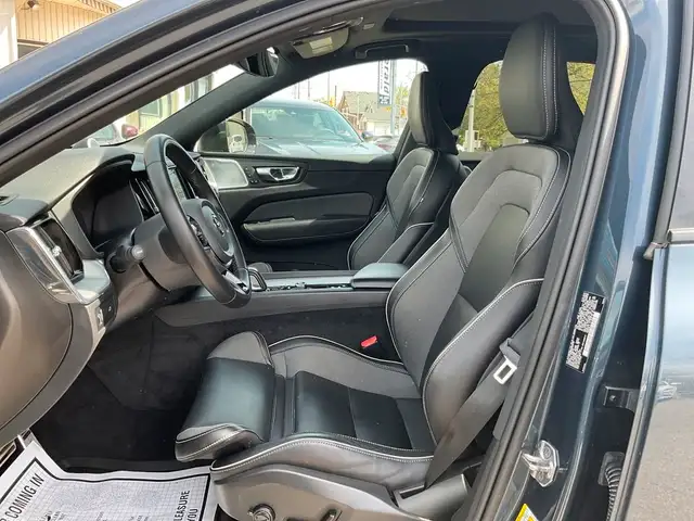 2022 Volvo XC60 B6 R-Design AWD - BOWERS & WILKINS! NAV! 360 CAM dans Autos et camions dans Kitchener / Waterloo - Image 19