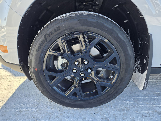 2025 Ford Maverick XLT | BLACK APP PKG | 4K TOW PKG | LUXURY PKG in Cars & Trucks in Calgary - Image 4