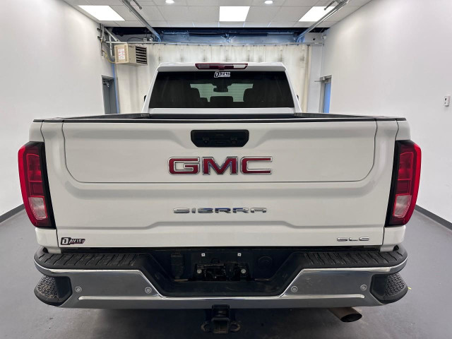 2024 GMC Sierra 2500HD SLE 6.6L GAS 8CYL | HEATED FRONT SEATS... in Cars & Trucks in Lethbridge - Image 4
