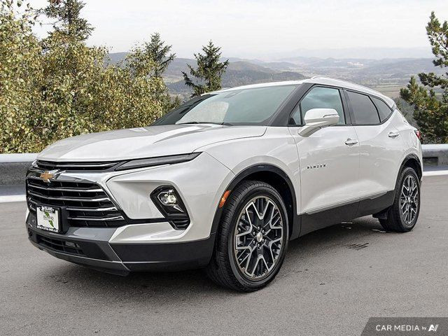 2025 Chevrolet Blazer Premier | All Weather Floor Liners | Bose in Cars & Trucks in Cowichan Valley / Duncan