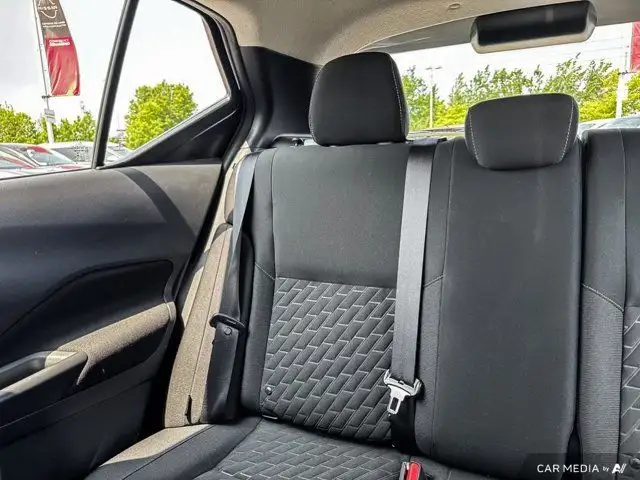 2021 Nissan Kicks in Cars & Trucks in Ottawa - Image 15