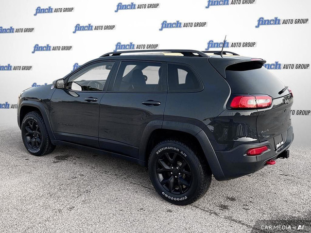 2018 Jeep Cherokee Trailhawk LEATHER | 8.4 SCREEN | JEEP ACTI... in Cars & Trucks in London - Image 4