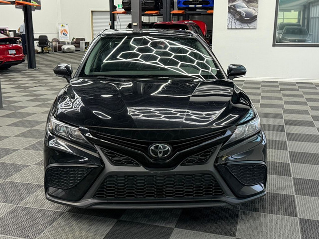 2021 Toyota Camry SE 4dr Sedan Automatic Leather Heated Seats An in Cars & Trucks in Markham / York Region - Image 2