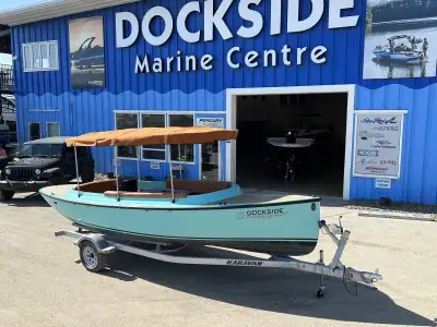 The 2022 Vision Marine Technologies Fantail 217 is a stunning electric-powered boat that blends clas...