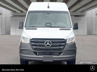 Mercedes-Benz Rive-Sud, la destination Mercedes-Benz par excellence. Bienvenue en première classe. D... (image 7)
