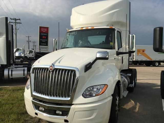 2018 International LT625 Daycab, Used Day Cab Tractor in Heavy Trucks in Delta/Surrey/Langley