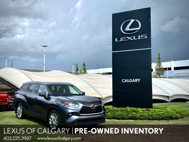 2020 Toyota Highlander Limited in Cars & Trucks in Calgary