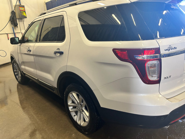 2013 Ford Explorer XLT in Cars & Trucks in Lloydminster - Image 2