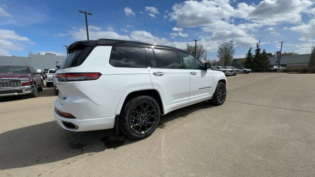 2025 Jeep Grand Cherokee L Summit Reserve | Remote Start in Cars & Trucks in Edmonton - Image 2