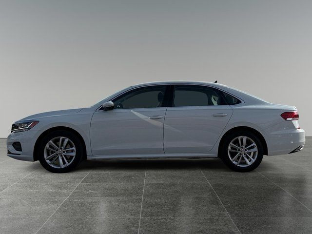 2021 Volkswagen Passat Highline in Cars & Trucks in Calgary - Image 2