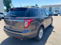 Bluetooth, Premium Sound Package, Heated Seats, SYNC, SiriusXM! The Ford Explorer gives you real SUV... (image 4)