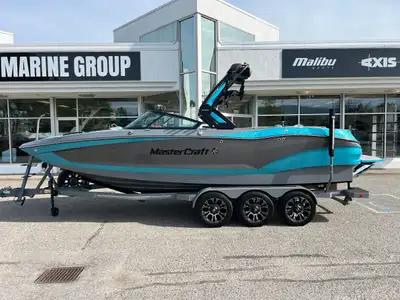 Just in on Trade! 2022 Mastercraft X24 Featuring the Ilmore 6.2L GDI engine, 53 hours. Triple Axle T...