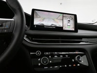 Local one owner 2024 Infiniti QX60 Sensory. Equipment includes leather, 3rd row, panoramic sunroof,... (image 9)