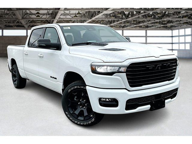 2025 Ram 1500 SPORT CREW Leather Pano Roof Sport Hood in Cars & Trucks in Mississauga / Peel Region - Image 2