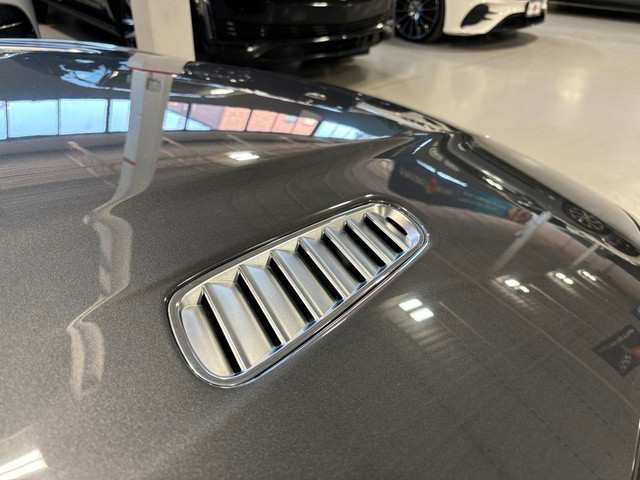 2016 Aston Martin DB9 GT|V12|RWD|COUPE|NAV|POWERSEATS|LEATHER|BA in Cars & Trucks in City of Toronto - Image 4