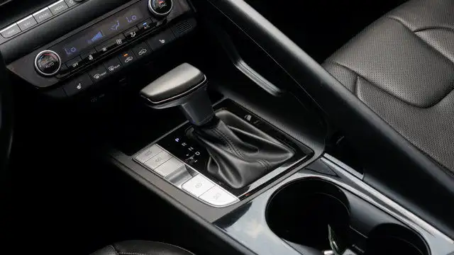 2023 Hyundai Elantra Luxury | Leather | Sunroof | Navigation |S in Cars & Trucks in Guelph - Image 22